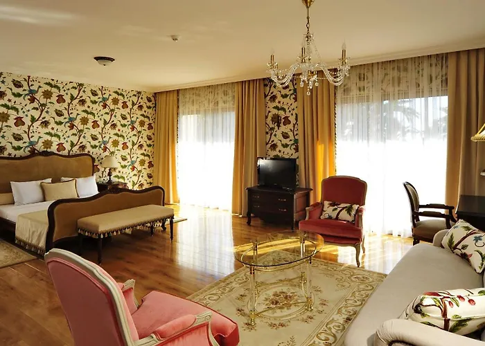 Augusto Boutique & 5* Конаклы