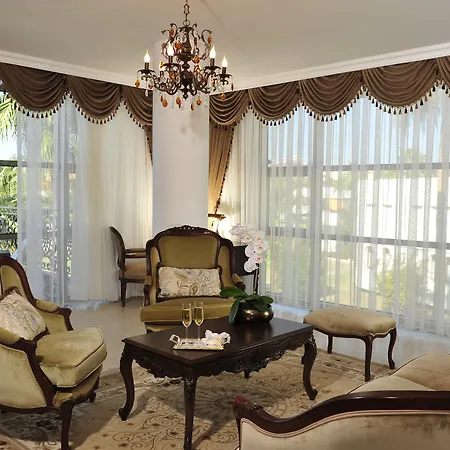 Augusto Boutique & 5* 阿拉尼亚