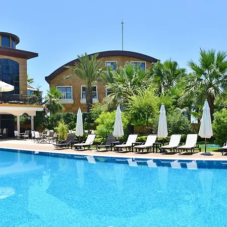 Szálloda Augusto Boutique & 5*