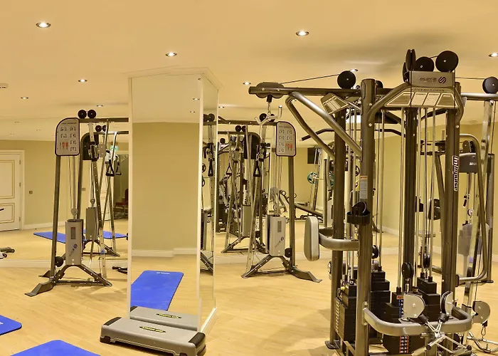 Augusto Boutique & 5*