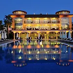 Hotel Augusto Boutique & Konaklı